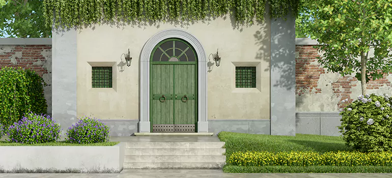 Weatherproof Screen Door in Palo Alto, CA
